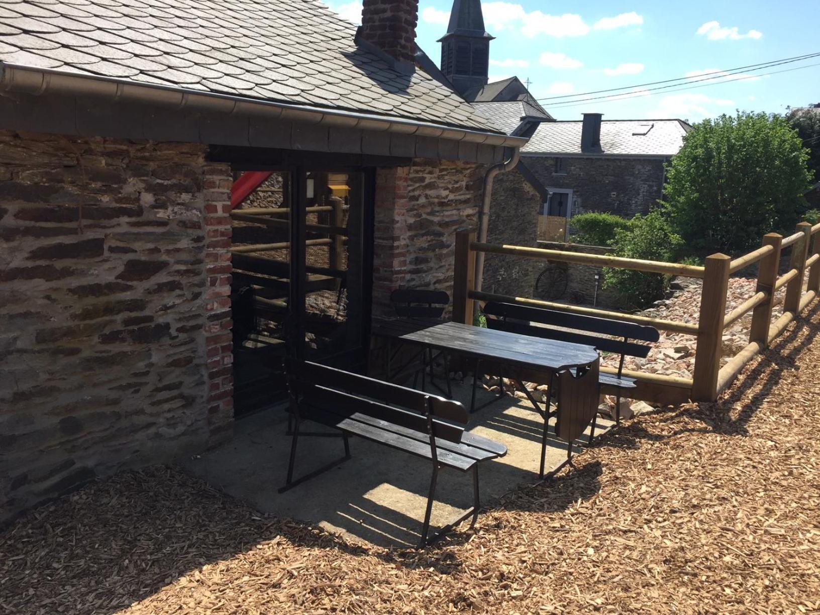 Ecologique 14 Pers. A Taverneux - Ferienhaus Houffalize