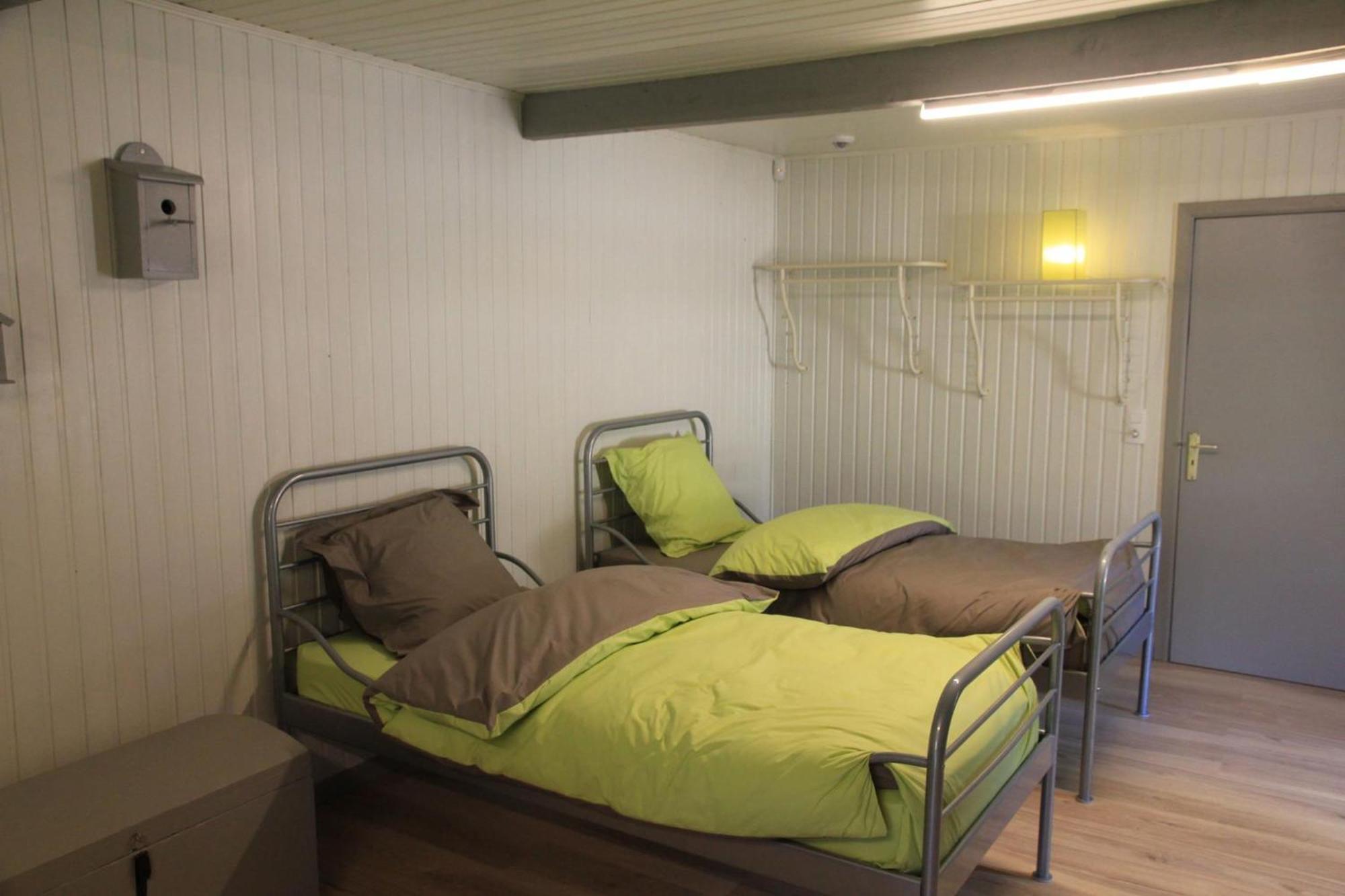 Ecologique 14 Pers. A Taverneux - Ferienhaus